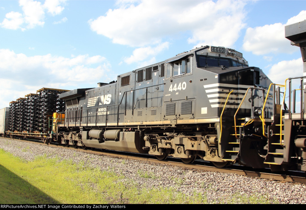 NS 4440